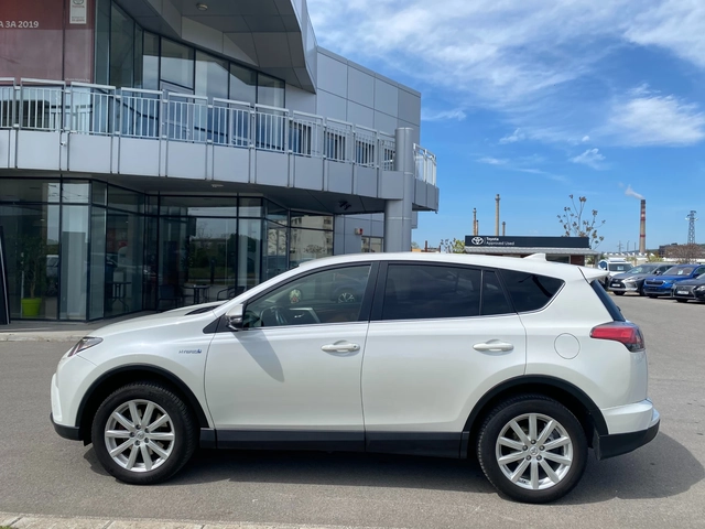 Toyota Rav4 2.5 HEV - автомобили, коли, обяви за нови и употребявани 7