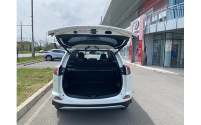 Toyota Rav4 2.5 HEV - автомобили, коли, обяви за нови и употребявани 8