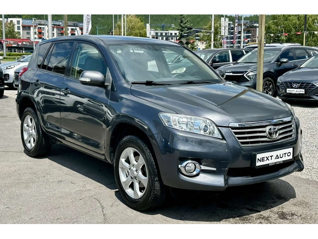 Toyota Rav4 2.0i 158HP KEYLESS AUTOMAT КОЖА НАВИ - автомобили, коли, обяви за нови и употребявани 2