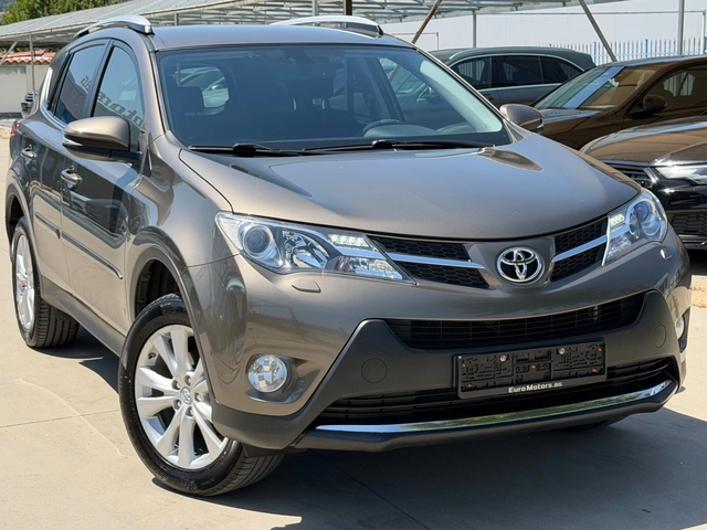 Toyota Rav4 2.0I, 4X4, ПЪЛНА СЕРВИЗНА ИСТОРИЯ+ ФАКТУРИ! - автомобили, коли, обяви за нови и употребявани 2