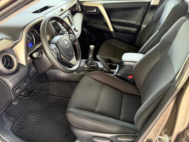 Toyota Rav4 2.0I, 4X4, ПЪЛНА СЕРВИЗНА ИСТОРИЯ+ ФАКТУРИ! - автомобили, коли, обяви за нови и употребявани 7