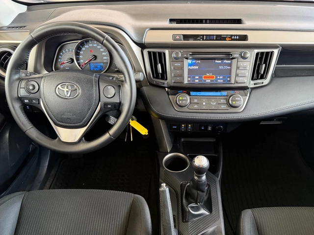Toyota Rav4 2.0I, 4X4, ПЪЛНА СЕРВИЗНА ИСТОРИЯ+ ФАКТУРИ! - автомобили, коли, обяви за нови и употребявани 8