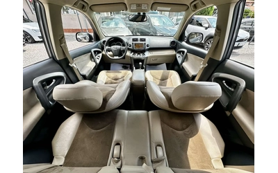 Toyota Rav4 2.0i 158HP KEYLESS AUTOMAT КОЖА НАВИ - автомобили, коли, обяви за нови и употребявани 8