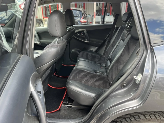 Toyota Rav4 2.2 DISEL - автомобили, коли, обяви за нови и употребявани 10