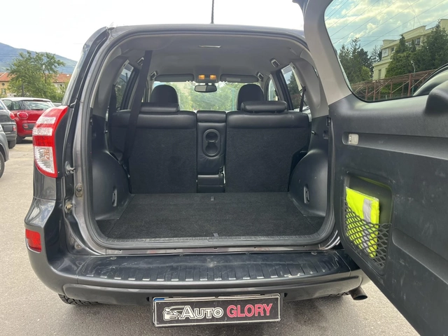 Toyota Rav4 2.2 DISEL - автомобили, коли, обяви за нови и употребявани 12