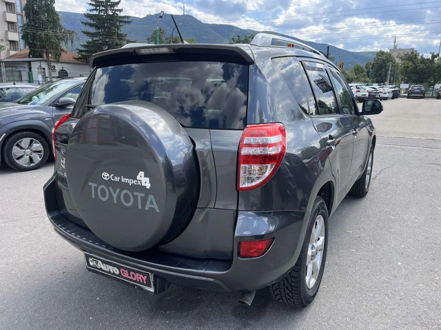Toyota Rav4 2.2 DISEL - автомобили, коли, обяви за нови и употребявани 3