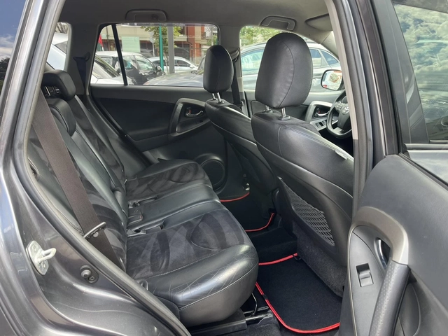 Toyota Rav4 2.2 DISEL - автомобили, коли, обяви за нови и употребявани 9