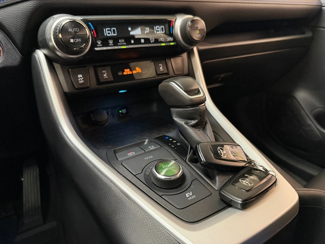 Toyota Rav4 Hybrid XSE AWD - автомобили, коли, обяви за нови и употребявани 12