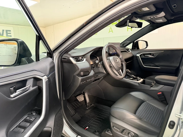 Toyota Rav4 Hybrid XSE AWD - автомобили, коли, обяви за нови и употребявани 6