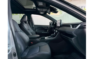 Toyota Rav4 Hybrid XSE AWD - автомобили, коли, обяви за нови и употребявани 8