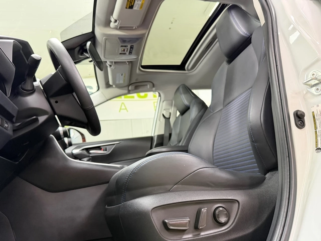 Toyota Rav4 2.5 * HYBRID* AWD* - автомобили, коли, обяви за нови и употребявани 5