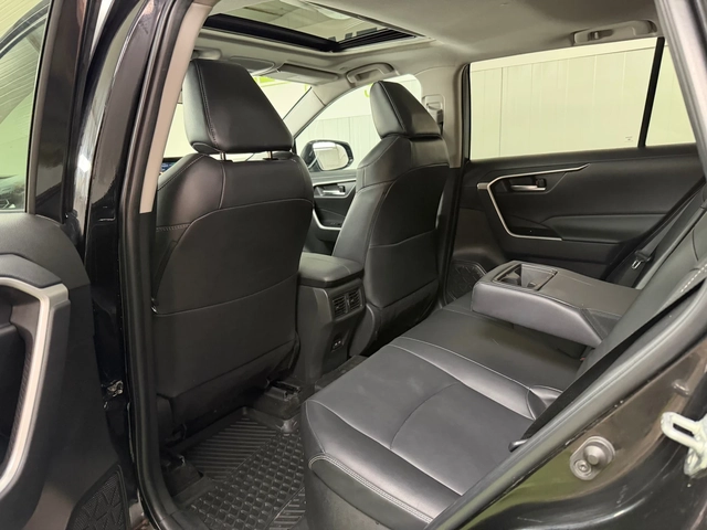 Toyota Rav4 AWD * 47 600km* XLE PREMIUM - автомобили, коли, обяви за нови и употребявани 15
