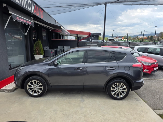 Toyota Rav4 2.0I-152к.с EURO 6b 4Х4-АВТОМАТИК-ШВЕЙЦАРИЯ - автомобили, коли, обяви за нови и употребявани 3