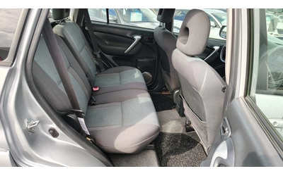 Toyota Rav4 2.0D4D - автомобили, коли, обяви за нови и употребявани 10