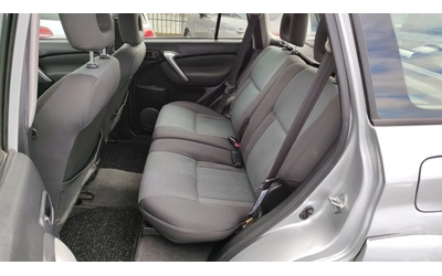 Toyota Rav4 2.0D4D - автомобили, коли, обяви за нови и употребявани 11