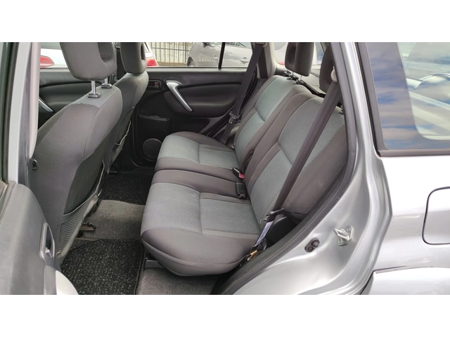 Toyota Rav4 2.0D4D - автомобили, коли, обяви за нови и употребявани 11