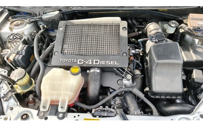 Toyota Rav4 2.0D4D - автомобили, коли, обяви за нови и употребявани 13