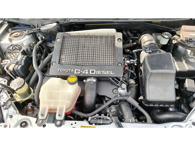 Toyota Rav4 2.0D4D - автомобили, коли, обяви за нови и употребявани 13