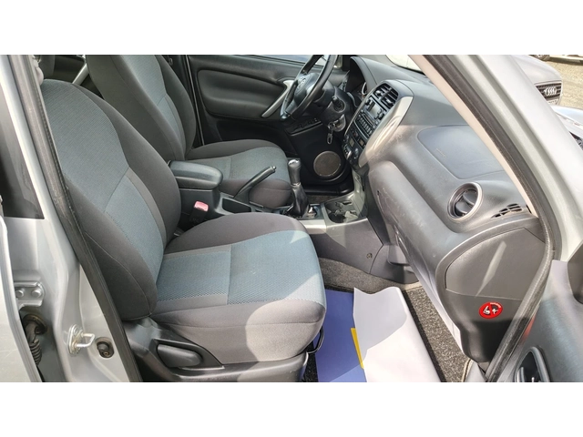 Toyota Rav4 2.0D4D - автомобили, коли, обяви за нови и употребявани 8