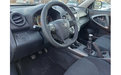 Toyota Rav4 2.2 D4D - автомобили, коли, обяви за нови и употребявани 11