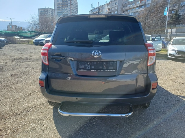 Toyota Rav4 2.2 D4D - автомобили, коли, обяви за нови и употребявани 5