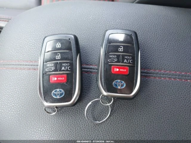 Toyota Rav4 Prime XSE Plug In Hybrid - автомобили, коли, обяви за нови и употребявани 10