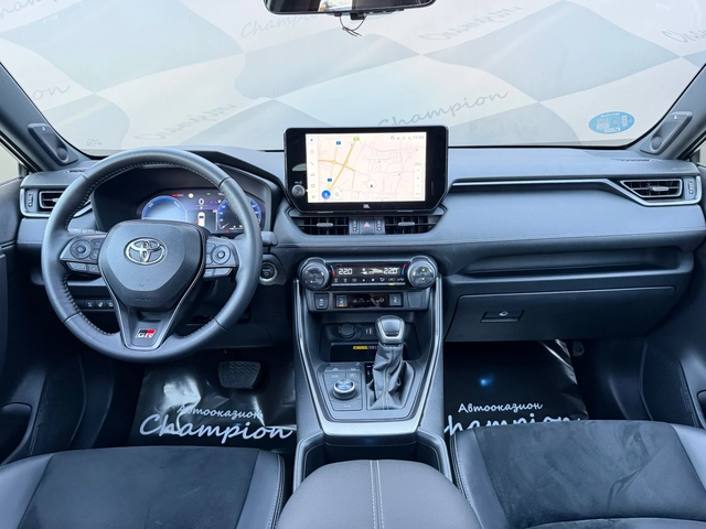 Toyota Rav4 - автомобили, коли, обяви за нови и употребявани 12