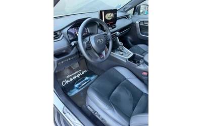 Toyota Rav4 - автомобили, коли, обяви за нови и употребявани 14
