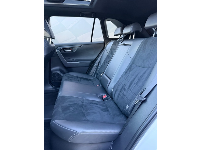 Toyota Rav4 - автомобили, коли, обяви за нови и употребявани 16