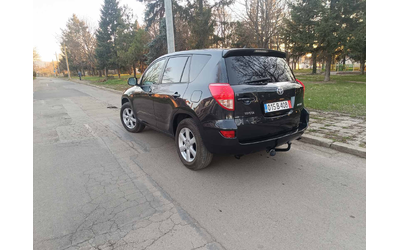 Toyota Rav4 - автомобили, коли, обяви за нови и употребявани 6