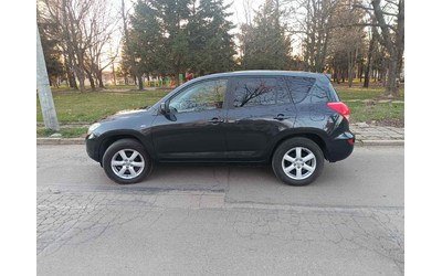 Toyota Rav4 - автомобили, коли, обяви за нови и употребявани 7