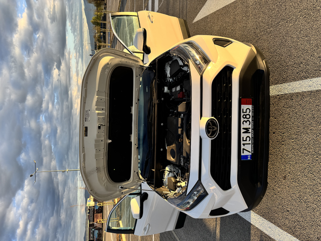 Toyota Rav4 AWD 2.5 DOHC Automatic 8 Speed Регистрирана - автомобили, коли, обяви за нови и употребявани 8