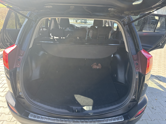 Toyota Rav4 DFD - автомобили, коли, обяви за нови и употребявани 5