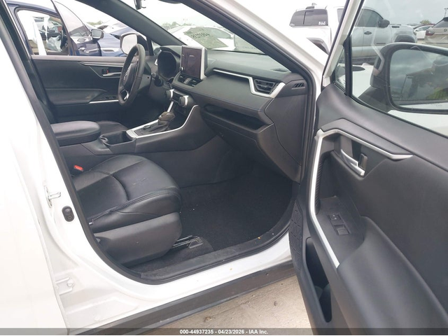 Toyota RAV4 HYBRID 2.5L I-4 DI, DOHC, VVT, 176HP All Wheel Drive - автомобили, коли, обяви за нови и употребявани 4