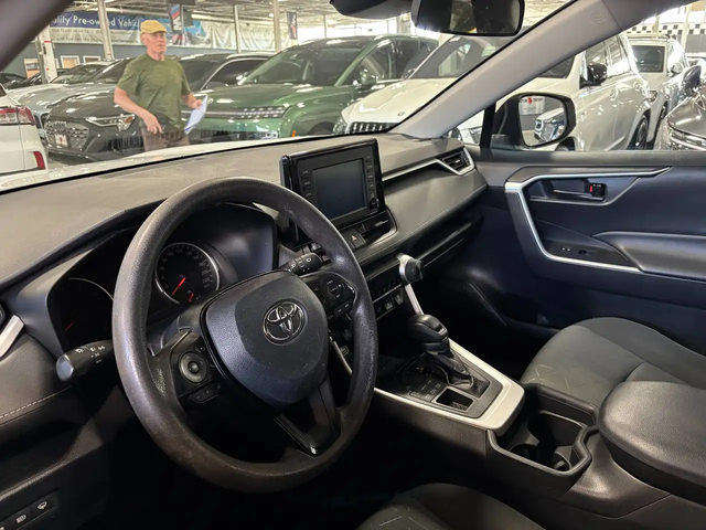 Toyota Rav4 LE|AWD|ROOFRACK|TERRAINMODES|BACKUPCAM|HEATSEATS| All Wheel Drive - автомобили, коли, обяви за нови и употребявани 11