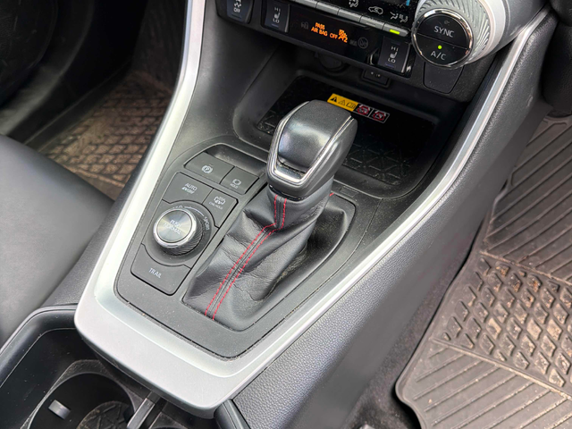 Toyota RAV4 PRIME 2.5L 4cyl AWD - автомобили, коли, обяви за нови и употребявани 15