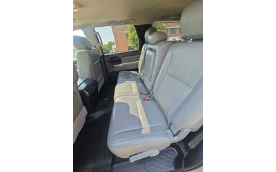 Toyota Sequoia SR5* 5.7 V8* ВИДЕО НА МОТОР* ПЕРФЕКТЕН ЗА ГАЗ - автомобили, коли, обяви за нови и употребявани 9