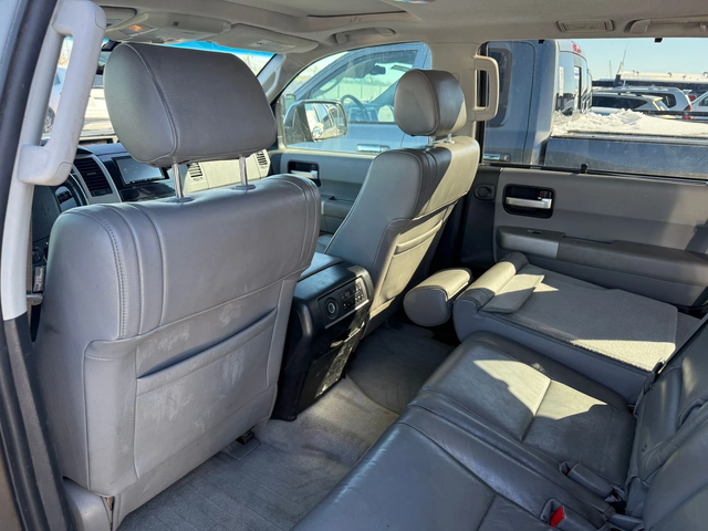 Toyota Sequoia 5.7L V8* LIMITED* 8МЕСТА* ПЕРФЕКТЕН ЗА ГАЗ!* ТОП О - автомобили, коли, обяви за нови и употребявани 12