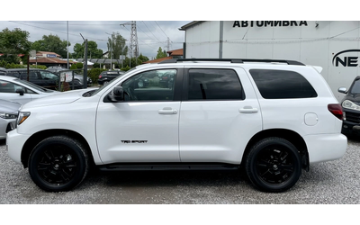 Toyota Sequoia 5.7i V8  17800km - автомобили, коли, обяви за нови и употребявани 7