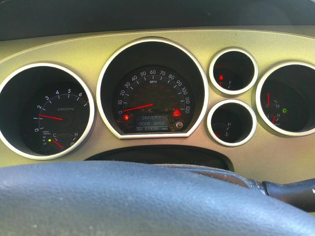 Toyota Sequoia PLATINUM / 5.7 / ТОПЪЛ ЩАТ / БЕЗ РЪЖДА - автомобили, коли, обяви за нови и употребявани 6