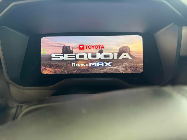 Toyota Sequoia 3.5L 6cyl 4WD - автомобили, коли, обяви за нови и употребявани 9