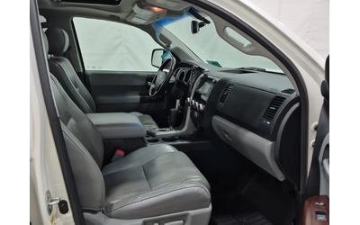 Toyota Sequoia 5.7 PLATINUM - автомобили, коли, обяви за нови и употребявани 11