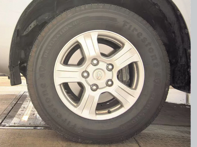 Toyota Sequoia SR5 - автомобили, коли, обяви за нови и употребявани 6