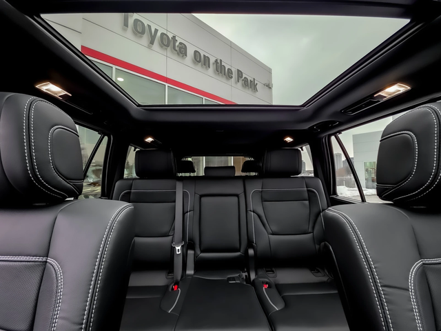 Toyota Sequoia LIMITED 4WD С РЕГИСТРАЦИЯ&АВТО КРЕДИТ - автомобили, коли, обяви за нови и употребявани 9