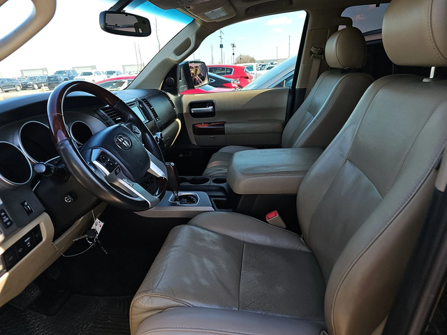 Toyota Sequoia PLATINUM* 5.7* V8* ПОДГРЕВ* КАМЕРА* КЕЙЛЕС - автомобили, коли, обяви за нови и употребявани 10