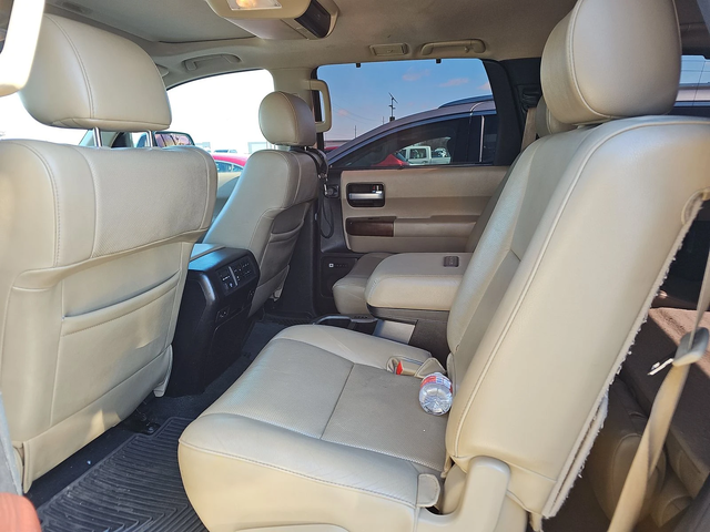 Toyota Sequoia PLATINUM* 5.7* V8* ПОДГРЕВ* КАМЕРА* КЕЙЛЕС - автомобили, коли, обяви за нови и употребявани 12