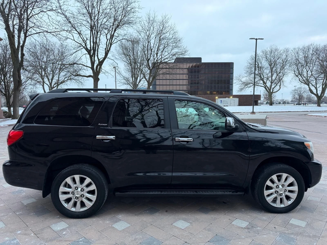 Toyota Sequoia PLATINUM* 5.7* V8* ПОДГРЕВ* КАМЕРА* КЕЙЛЕС - автомобили, коли, обяви за нови и употребявани 4