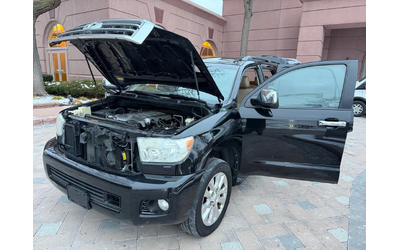 Toyota Sequoia PLATINUM* 5.7* V8* ПОДГРЕВ* КАМЕРА* КЕЙЛЕС - автомобили, коли, обяви за нови и употребявани 7