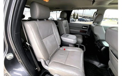 Toyota Sequoia PLATINUM* 5.7* V8* ПОДГРЕВ* КАМЕРА* КЕЙЛЕС - автомобили, коли, обяви за нови и употребявани 14