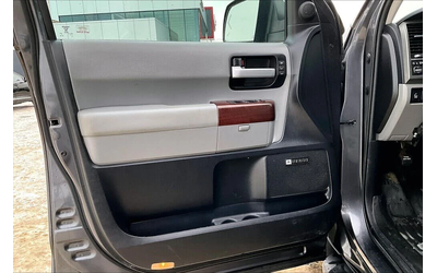 Toyota Sequoia PLATINUM* 5.7* V8* ПОДГРЕВ* КАМЕРА* КЕЙЛЕС - автомобили, коли, обяви за нови и употребявани 6